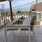 Sunny Luxury House Iraklitsa 度假居 *