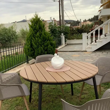 Holiday home Sunny Luxury House Iraklitsa *
