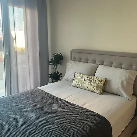 Holiday home Sunny Luxury House Iraklitsa *