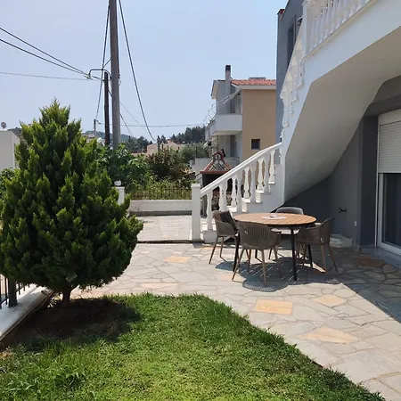 Sunny Luxury House Iraklitsa *