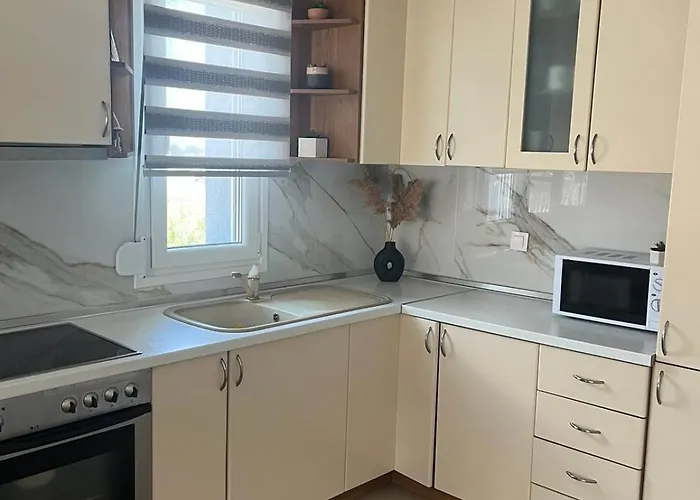 Sunny Luxury House Iraklitsa