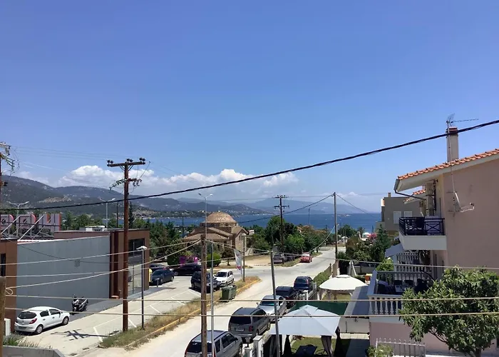 Sunny Luxury House Iraklitsa